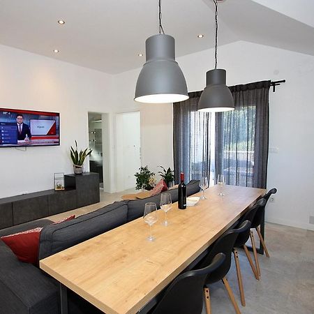 Apartman Gajka Supetar Eksteriør billede